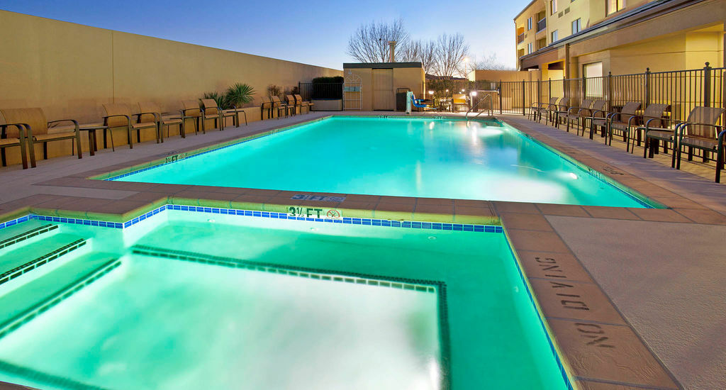 Courtyard El Paso Airport Hotel Eksteriør billede